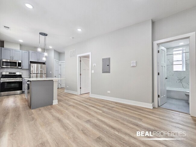 Foto del edificio - 428 W Belden Ave