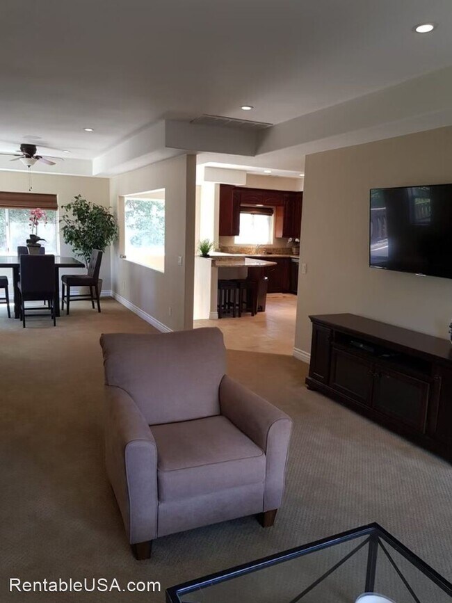 Building Photo - 2 br, 2 bath House - 41565 Avenida Conchita