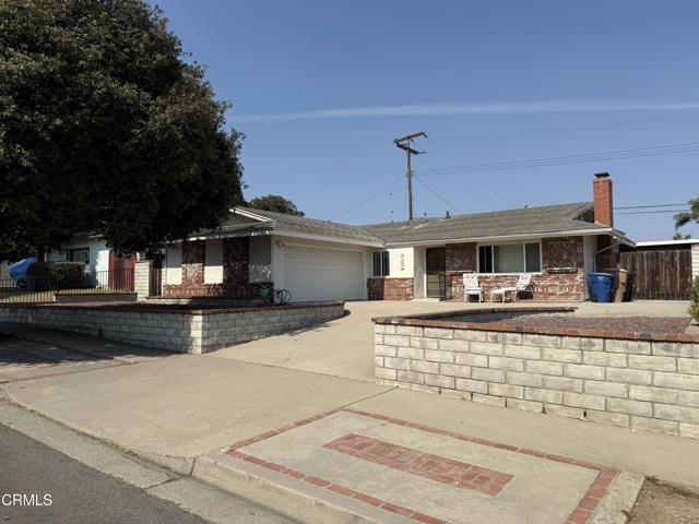 Foto principal - 1204 Cardigan Ave