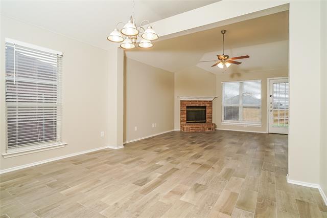 Foto del edificio - 1510 Brookleaf Dr
