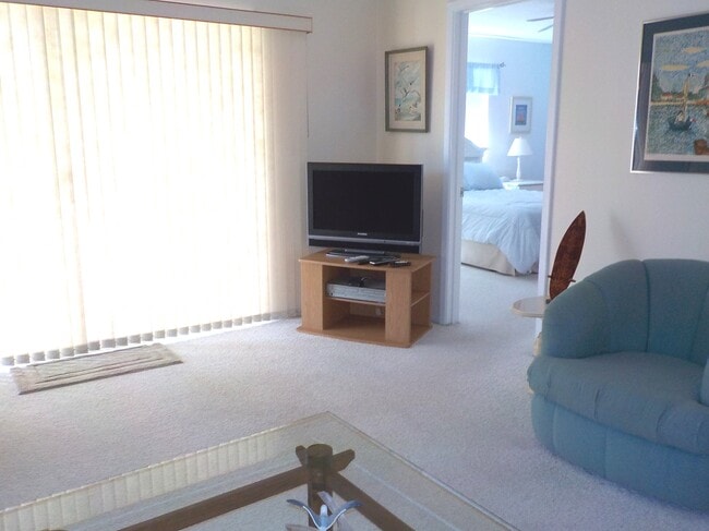 Foto del edificio - 607 Fair Winds Dr