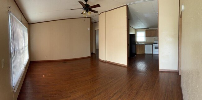 Building Photo - 17822 S Bryant Rd
