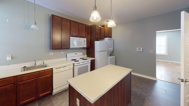 Building Photo - 3867 Lafayette Ave