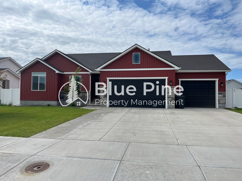 Primary Photo - 3237 Harlow Dr