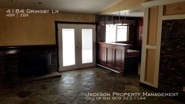 Building Photo - Great 4 Bedroom Available!!