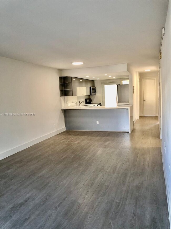 Building Photo - 200 Galen Dr