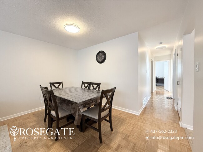 Building Photo - Spacious 3-Bedroom Main Level Home with Internet Included – Scarborough