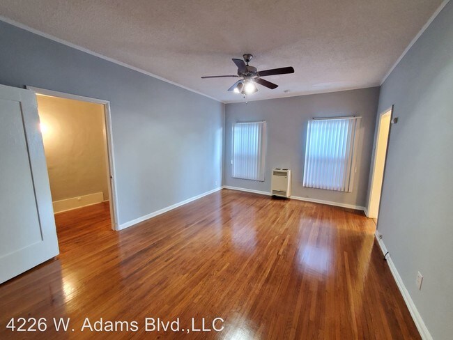 Foto del edificio - 4226 W Adams Blvd