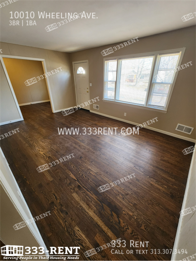 Foto del edificio - 10010 Wheeling Ave