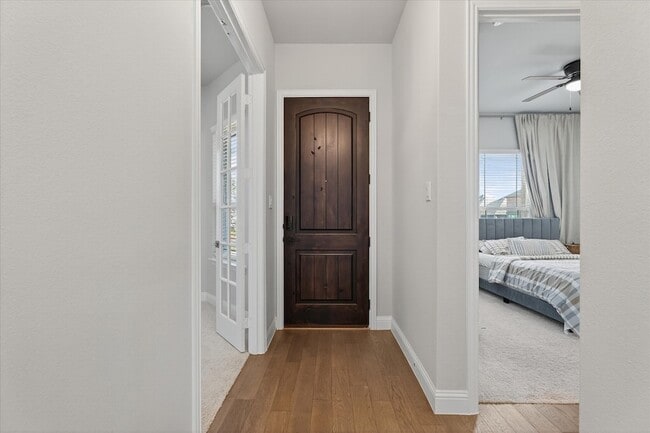 Building Photo - 1548 Euclid Aly