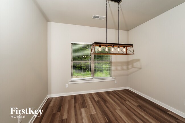 Foto del edificio - 1580 Brookhaven Dr