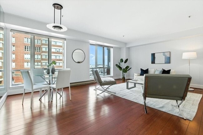 Photo - 197 8th St Apartment