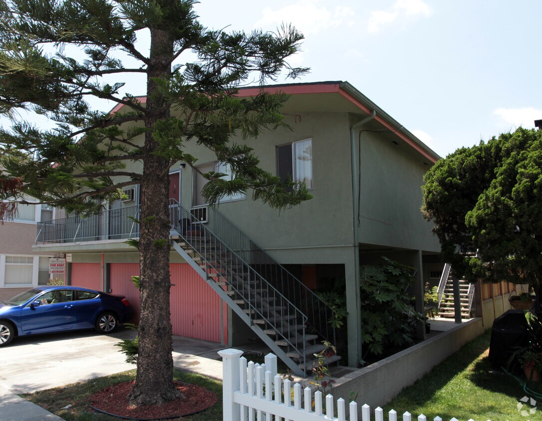 Building Photo - 35 Esperanza Ave