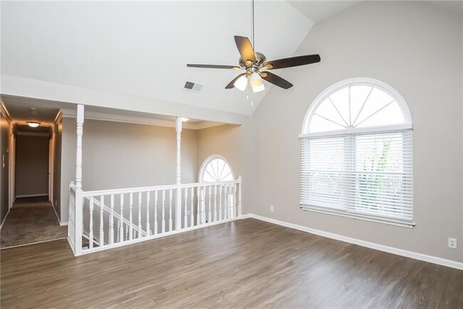 Building Photo - 2051 Amber Dawn Way