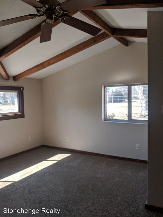 Building Photo - 3 br, 1.5 bath House - 3404 W Lincolnshire