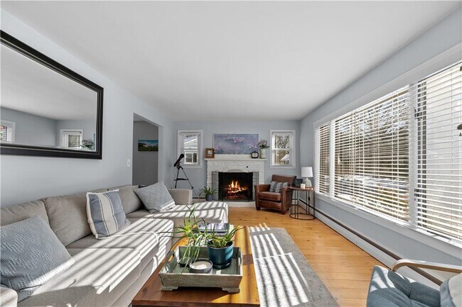 Foto del edificio - 84 Birchwood Dr