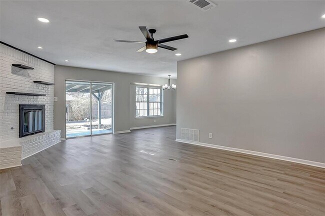 Foto del edificio - 3014 Northridge Dr