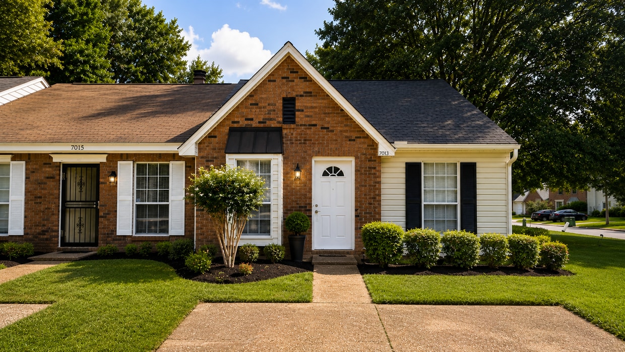 Charming 2-Bedroom Townhome in East Memphis-Cozy & Convenient! - Charming 2-Bedroom Townhome in East Memphis-Cozy & Convenient!