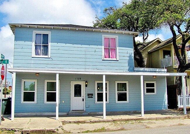 Building Photo - 1128 Avenue K