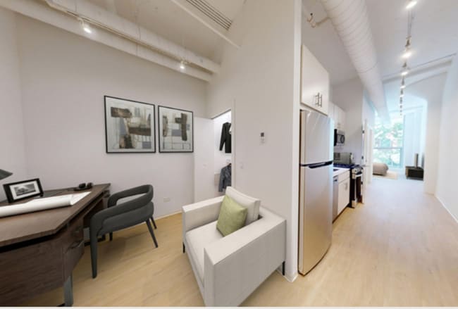 Building Photo - 709 S Clark St