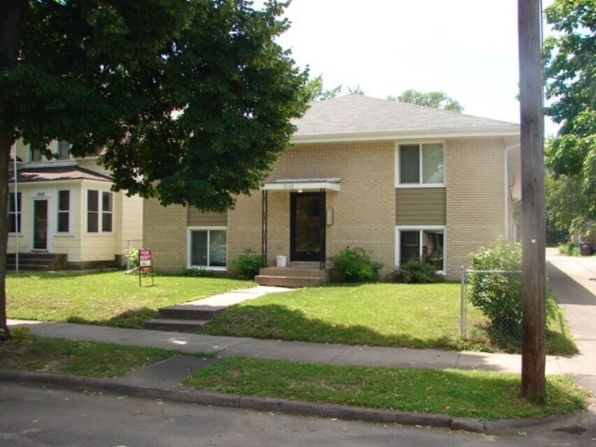 Foto del edificio - 3512 23rd Ave S