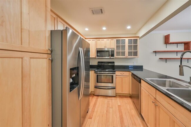 Foto del edificio - 2314 S Clewis Ct