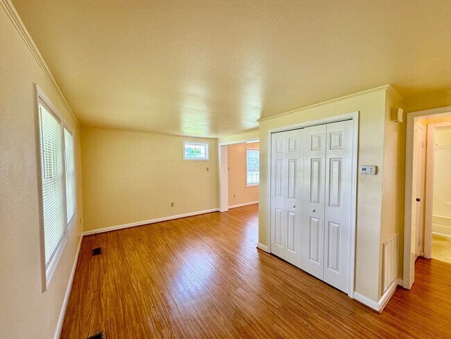 Building Photo - Location, Community, Quality Living. It St...
