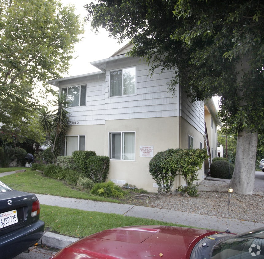 Radford Rentals in Valley Village at 53005326 Radford Ave Valley