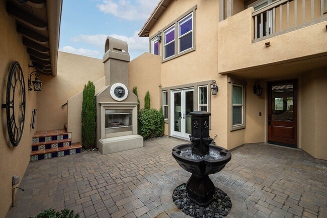 Building Photo - Spacious Studio Located in the Gated Commu...