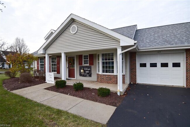 Building Photo - 164 Valley Cir NE