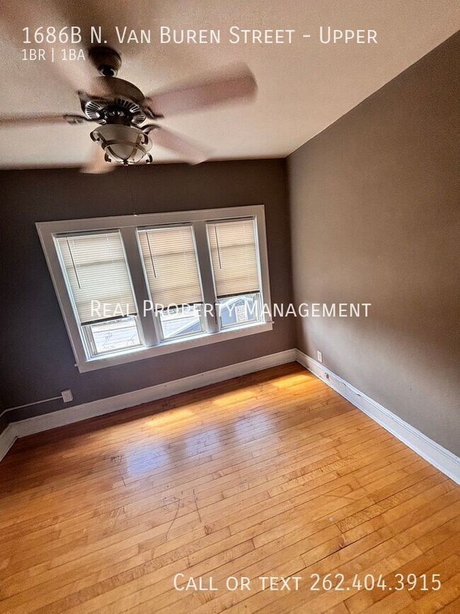 Foto del edificio - 1686 N Van Buren St