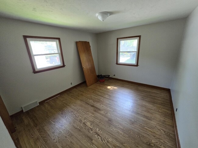 Building Photo - 4030 M St
