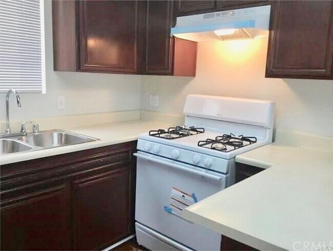 Foto del edificio - Nice 2 Story Condo