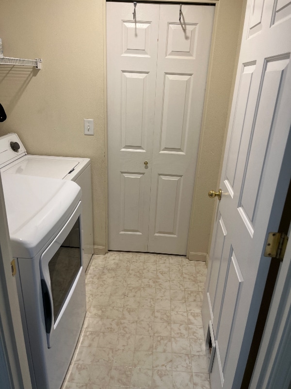 Building Photo - 2030 Brookhurst St