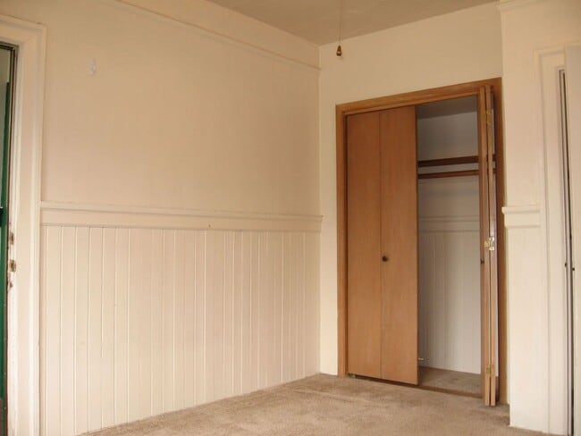 Photo - Great deal on a plex in Goose Hollow! Townhome