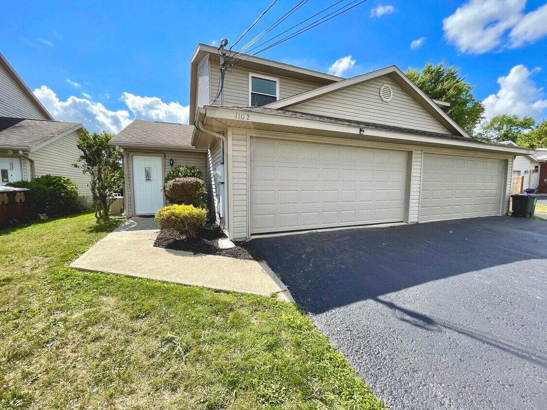 1102 Fishlock Ave, Findlay, OH 45840 Townhome Rentals in Findlay OH