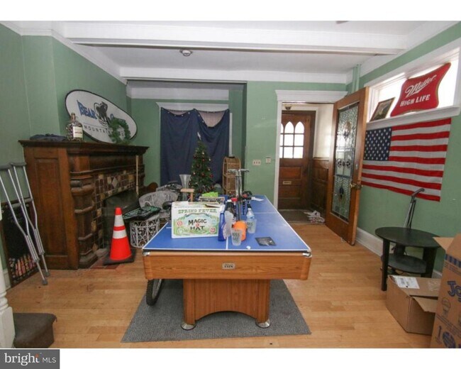 Building Photo - 329 N 34th St