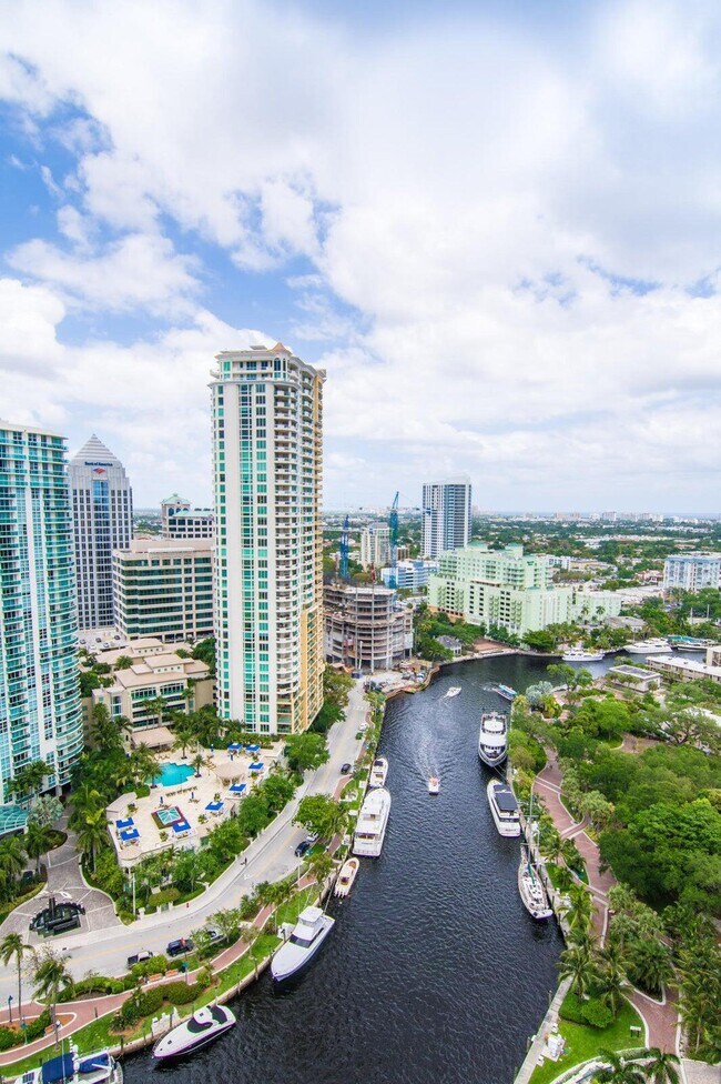 Foto del edificio - 511 SE 5 Ave