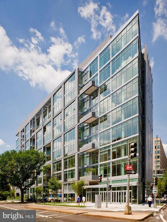Building Photo - 1177 22nd St NW
