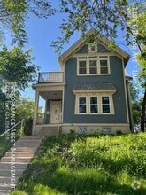 Building Photo - 1106 E Pryor Ave