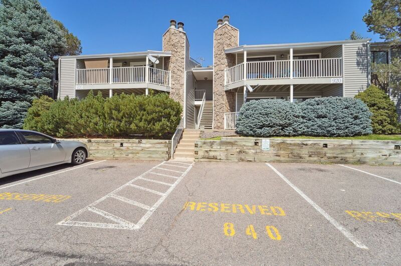 Primary Photo - 920 S Walden Way