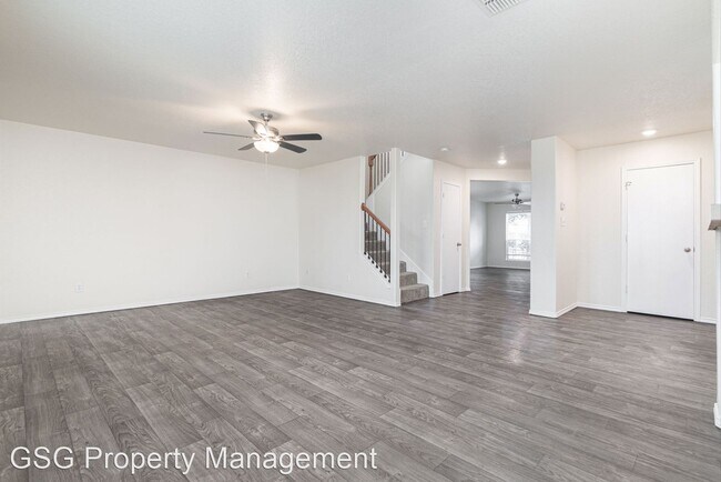 Building Photo - 5 br, 3.5 bath House - 6607 Lucky Fields