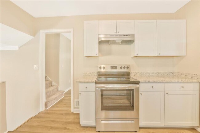 Building Photo - 969 Rockbridge Way NW