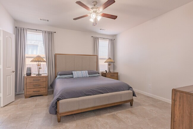 Foto del edificio - 1 Valley Rd