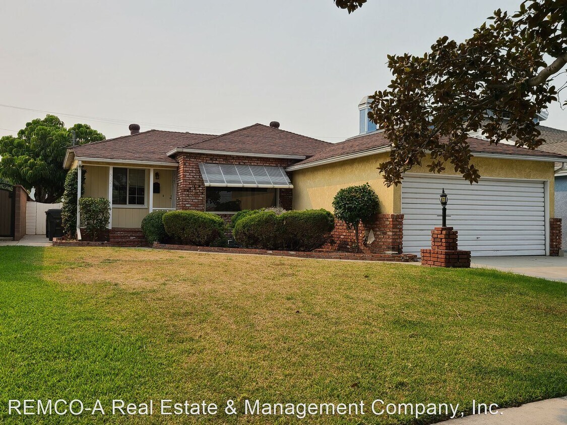 Primary Photo - 2 br, 1 bath House - 5121 Verdura Avenue