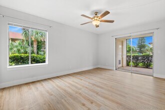 Building Photo - 6446 Chasewood Dr