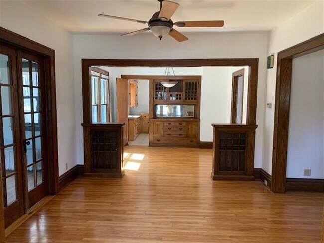 Building Photo - 3648 Lyndale Ave S