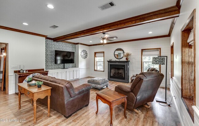 Foto del edificio - 1998 MS-16