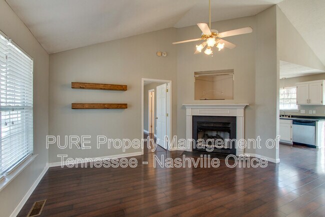 Foto del edificio - 1020 Saddlestone Dr