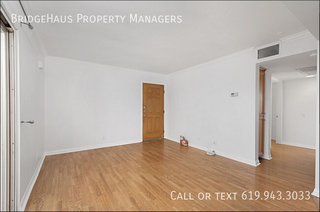 Foto del edificio - 4222 Menlo Ave